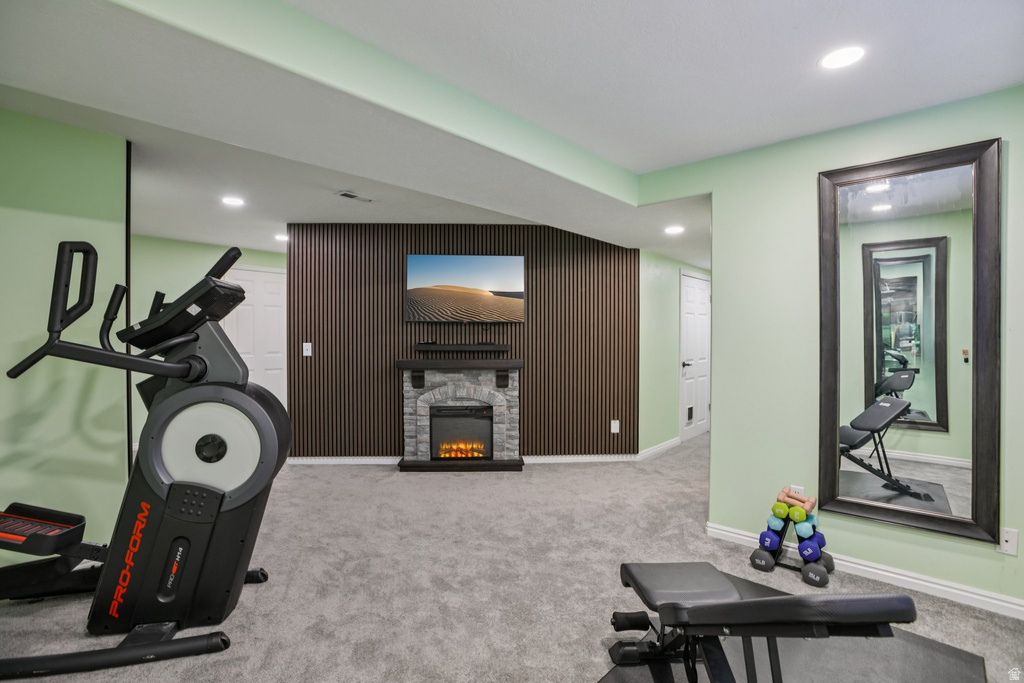 9101 S ENCHANTED OAK LN Sandy, UT 84094