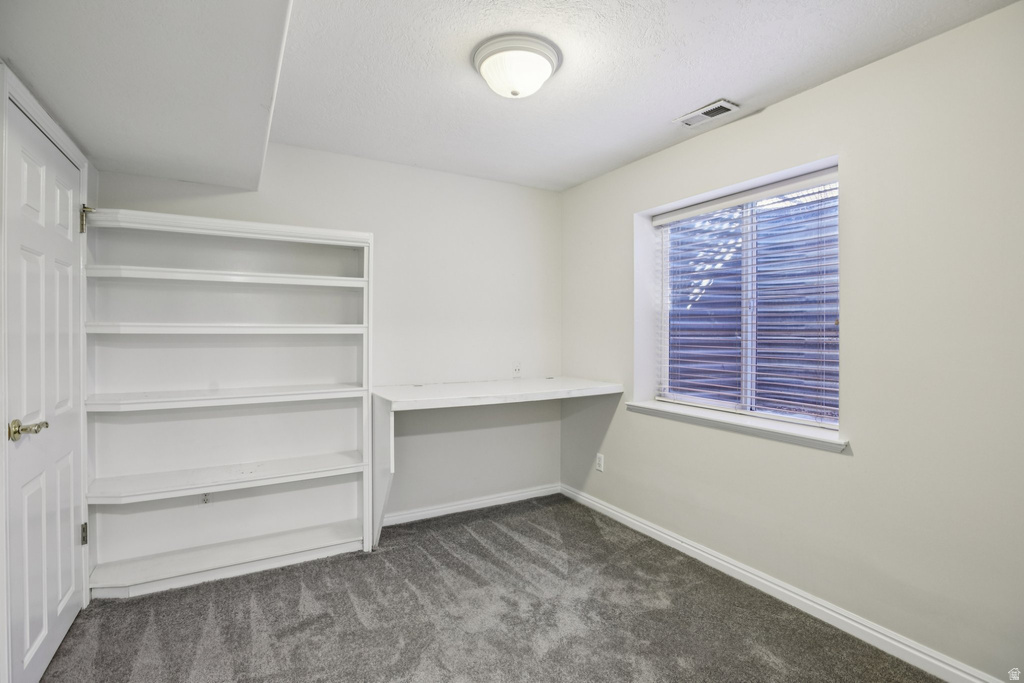 9101 S ENCHANTED OAK LN Sandy, UT 84094