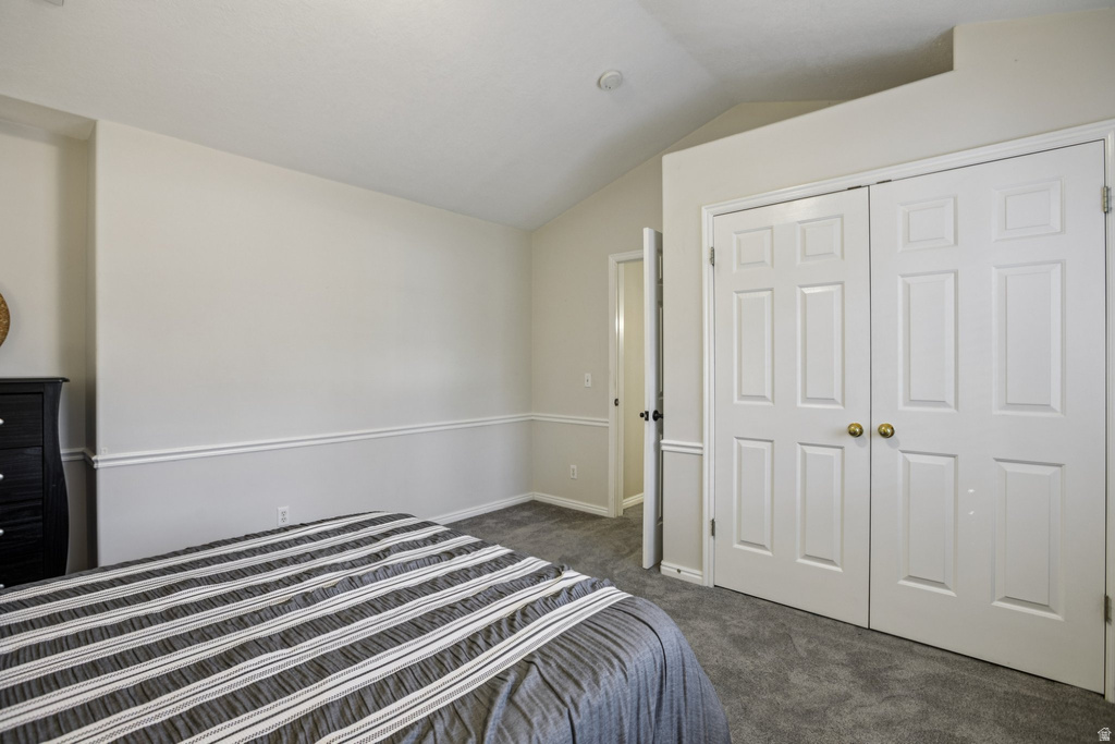 9101 S ENCHANTED OAK LN Sandy, UT 84094