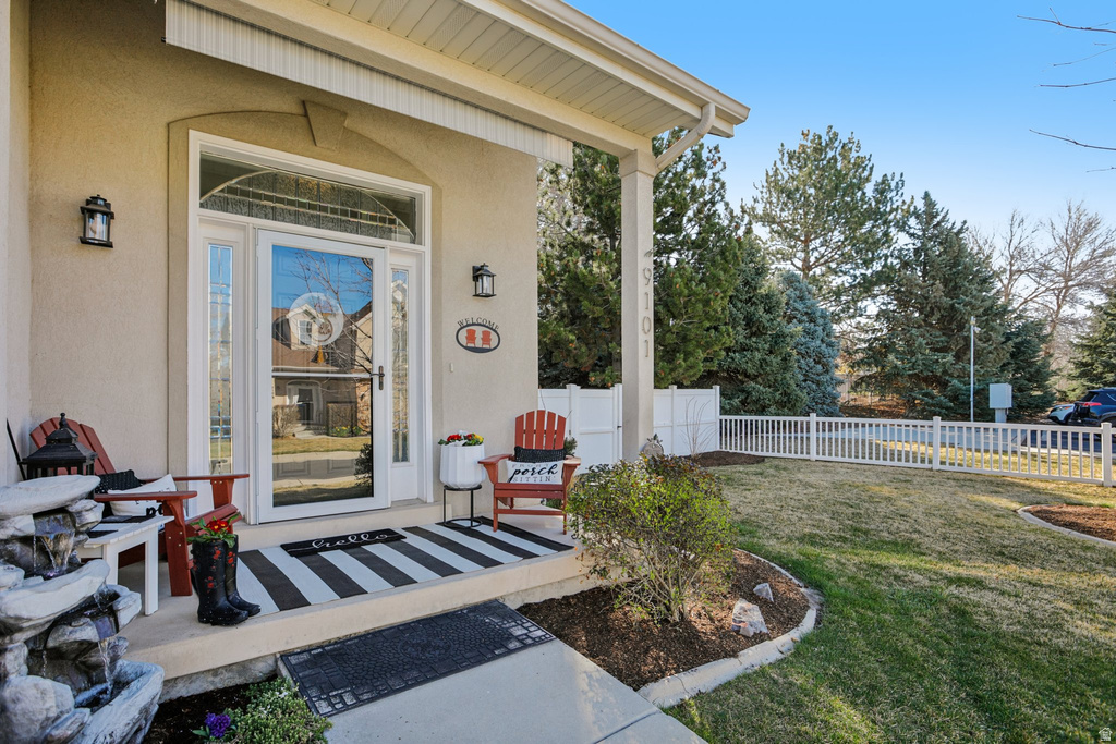 9101 S ENCHANTED OAK LN Sandy, UT 84094