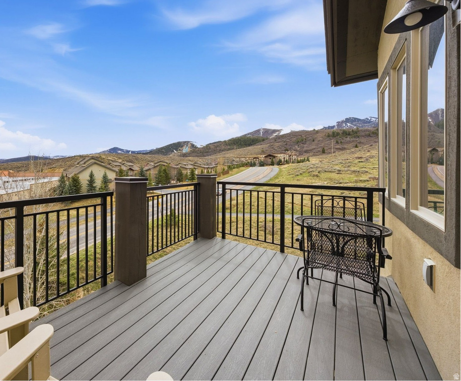 6605 OVERLAND DR #301 Park City, UT 84098