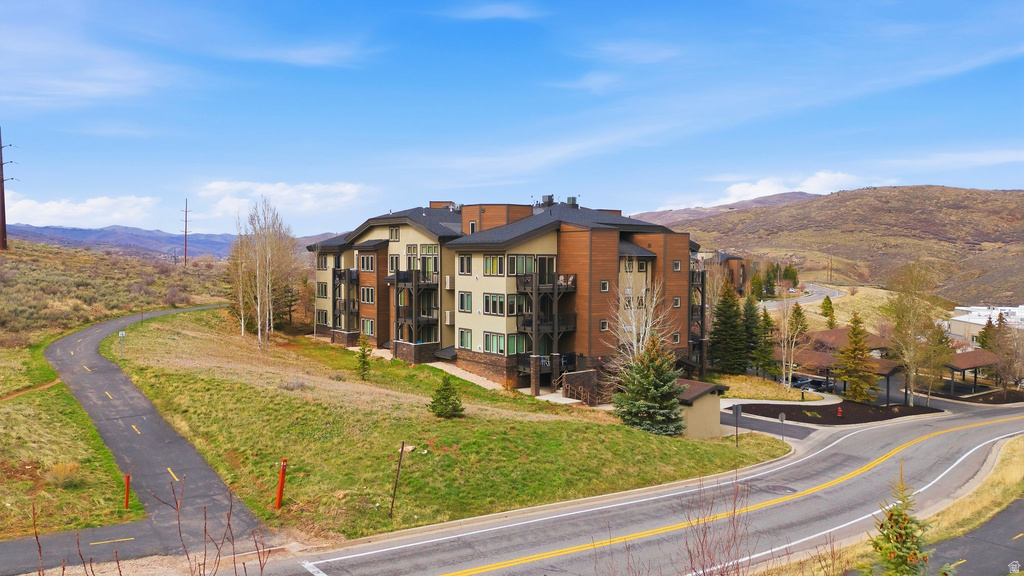 6605 OVERLAND DR #301 Park City, UT 84098