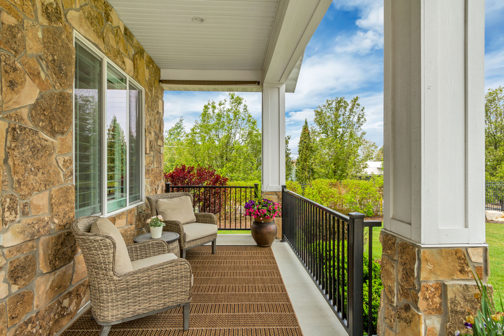2420 E ROYAL PINE CV Cottonwood Heights, UT 84093
