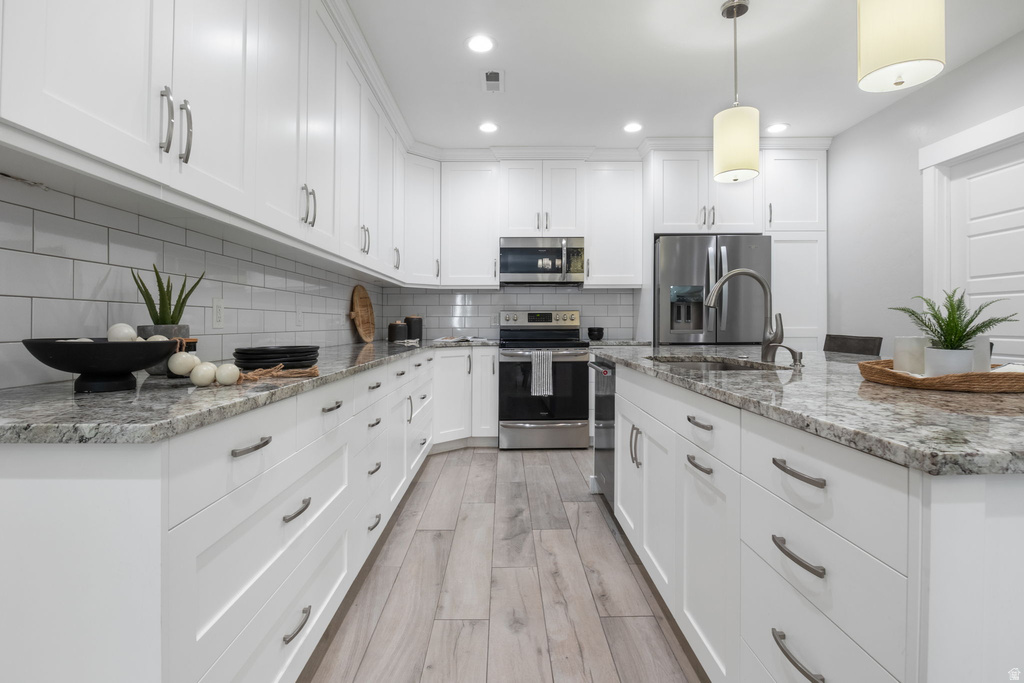 2420 E ROYAL PINE CV Cottonwood Heights, UT 84093