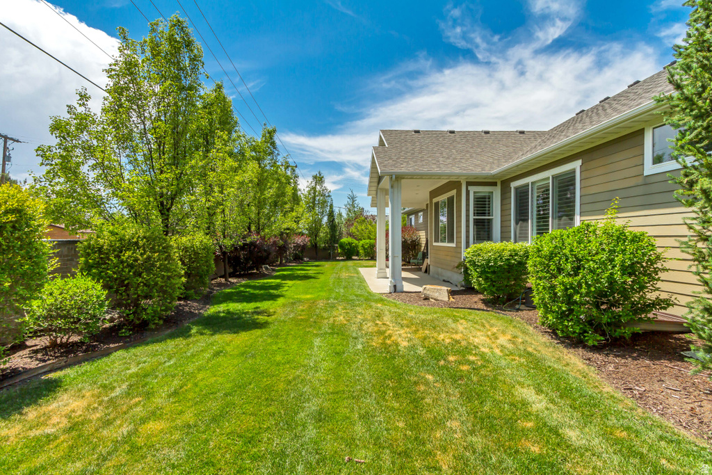 2420 E Royal Pine Cv — photo 48