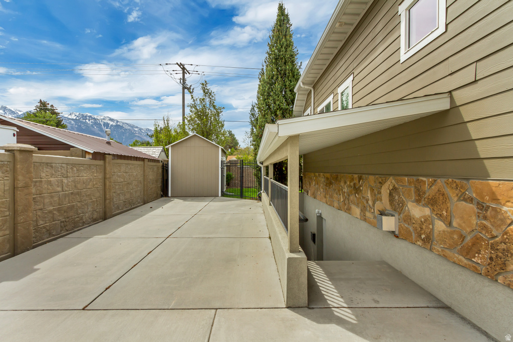 2420 E ROYAL PINE CV Cottonwood Heights, UT 84093