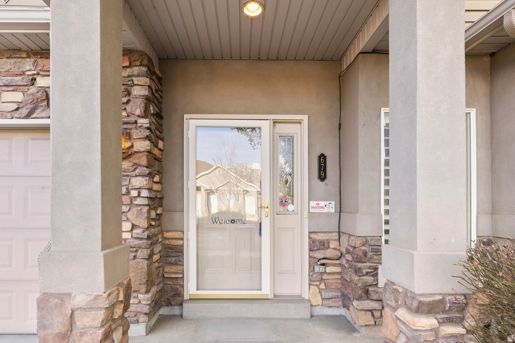 679 E CLEARWATER DR Layton, UT 84041