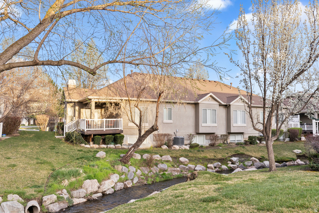 679 E CLEARWATER DR Layton, UT 84041