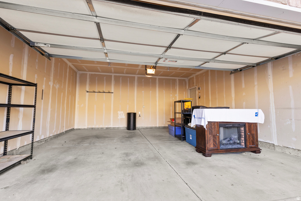 679 E CLEARWATER DR Layton, UT 84041