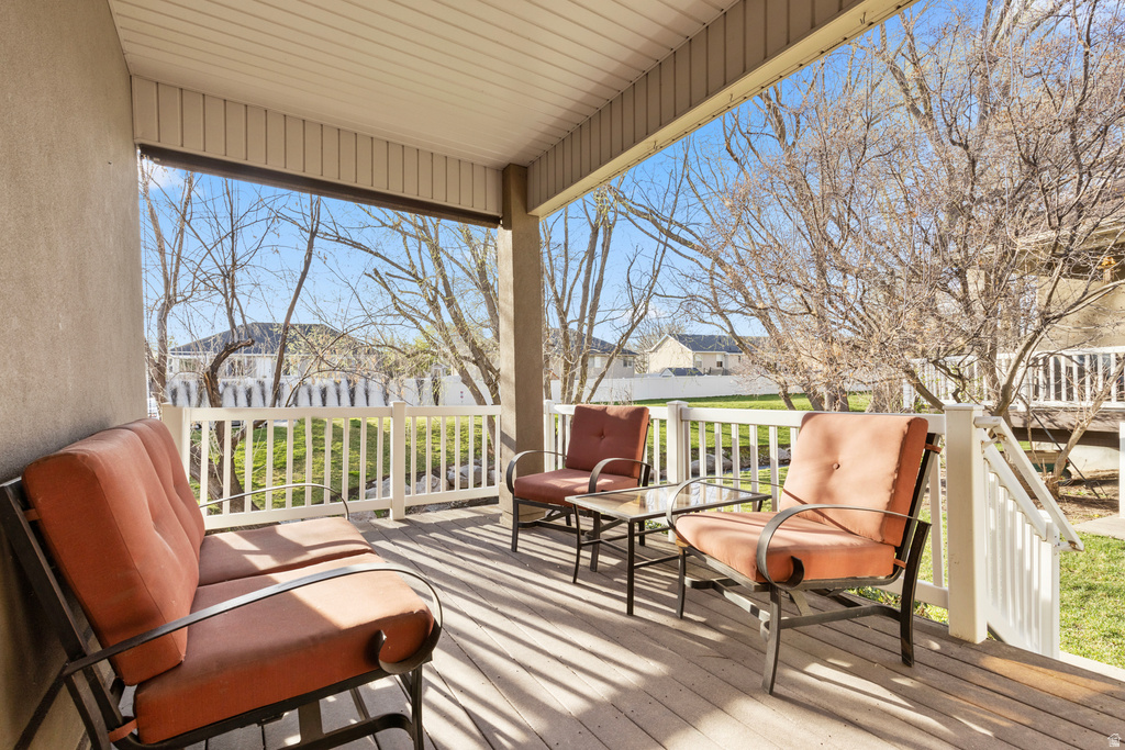 679 E CLEARWATER DR Layton, UT 84041