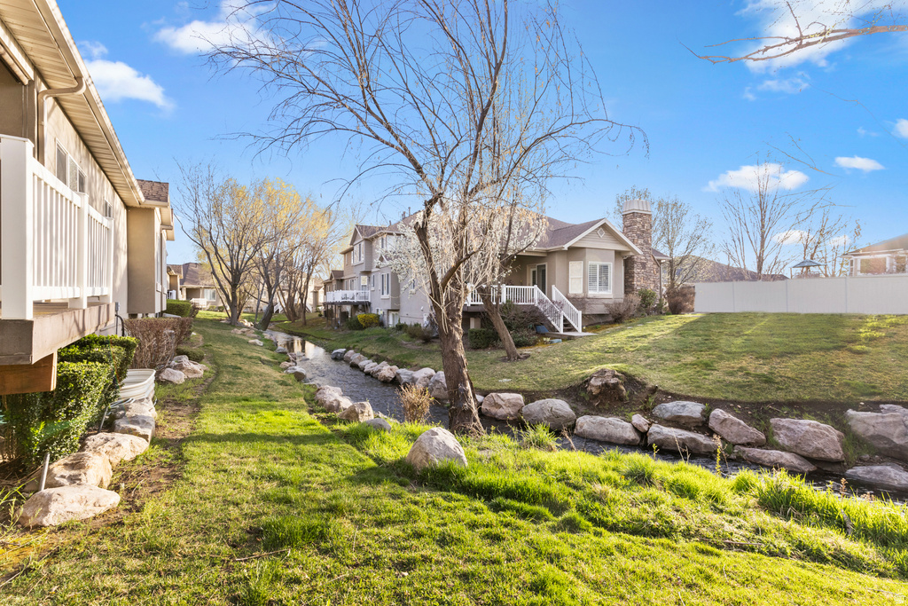 679 E CLEARWATER DR Layton, UT 84041