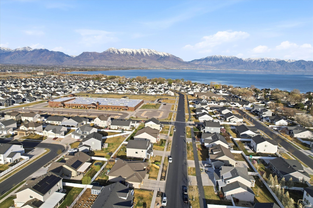 66 E SCHOOL HOUSE RD Saratoga Springs, UT 84045