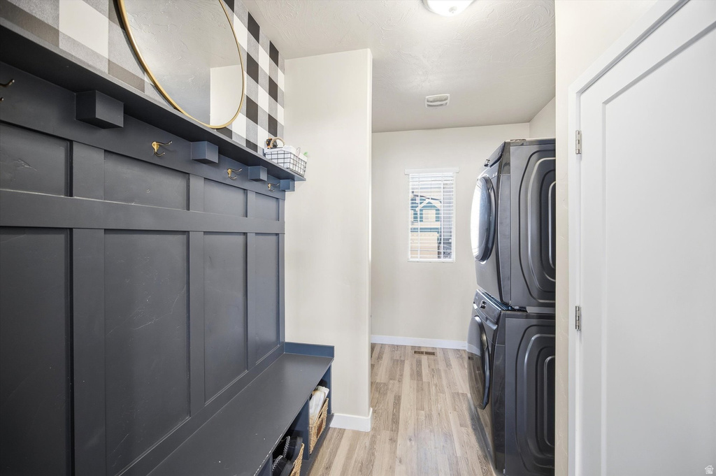 66 E SCHOOL HOUSE RD Saratoga Springs, UT 84045