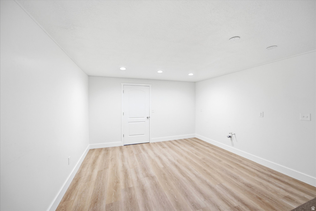 66 E SCHOOL HOUSE RD Saratoga Springs, UT 84045