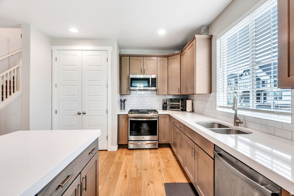 9874 N BEDFORD CT Highland, UT 84003