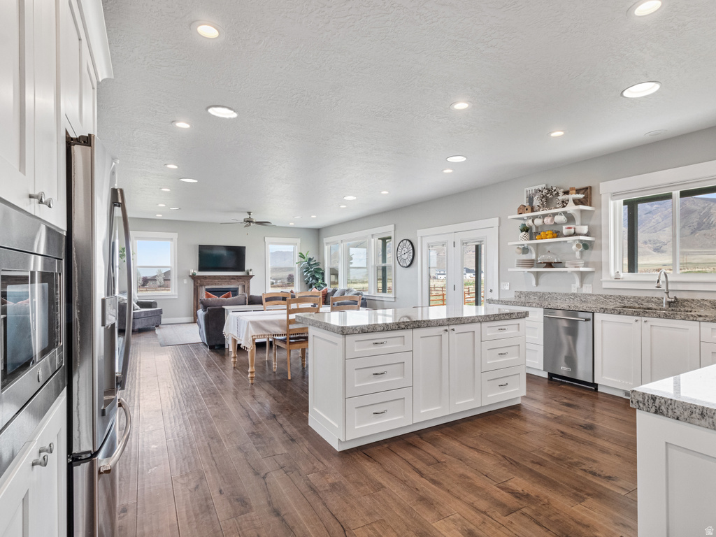 2558 MOUNTAIN GLEN RD Erda, UT 84074