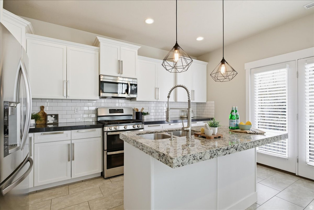 7856 S FARM HOUSE Midvale, UT 84047