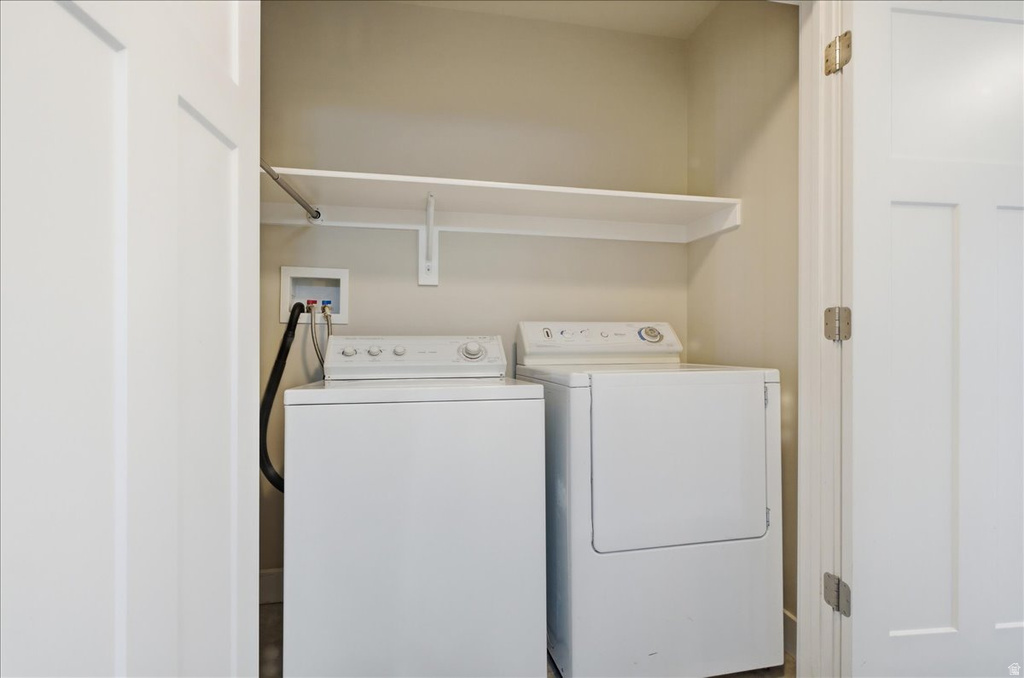 7856 S FARM HOUSE Midvale, UT 84047