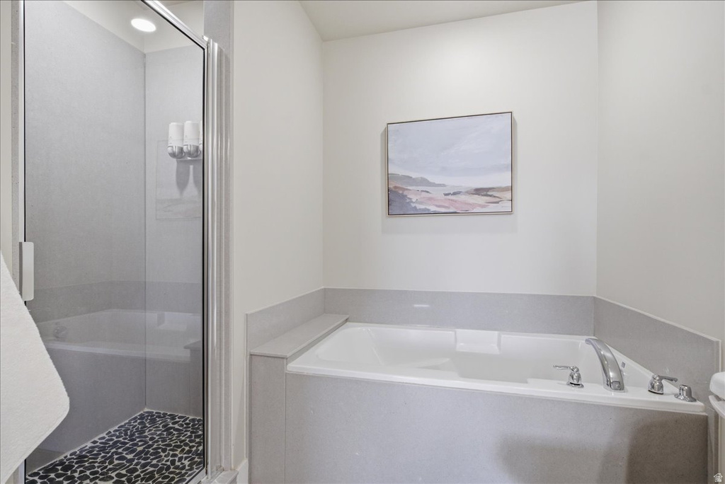 7856 S FARM HOUSE Midvale, UT 84047