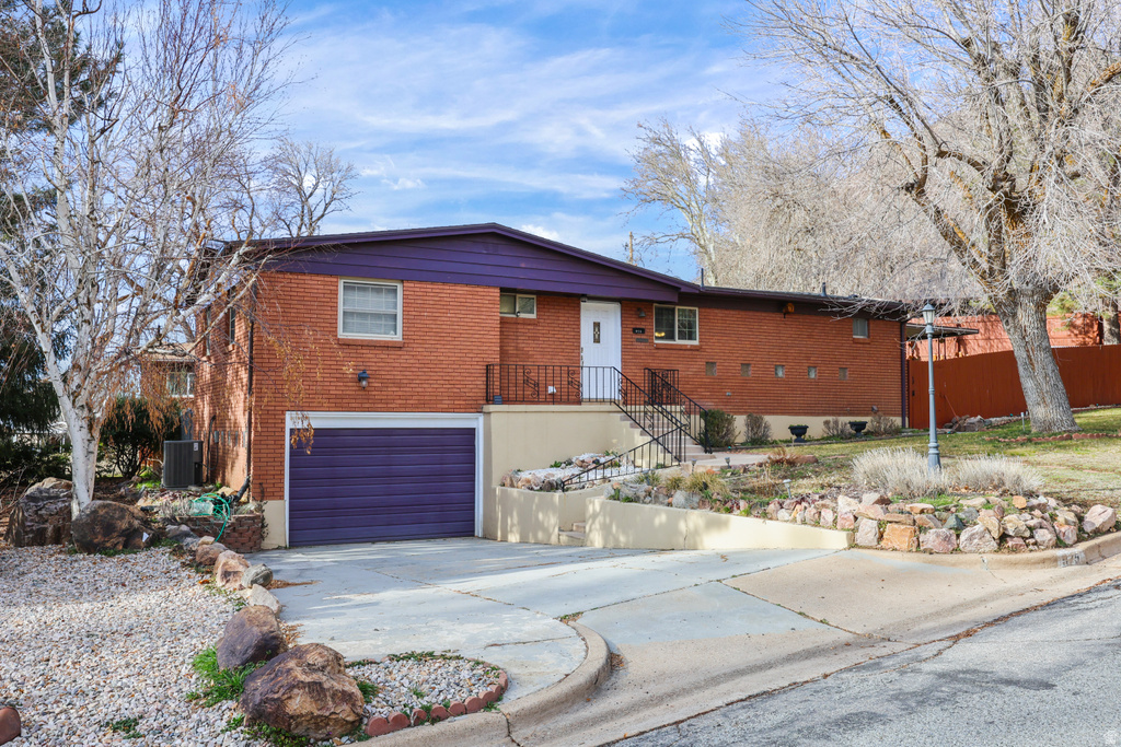 975 S FILLMORE AVE Ogden, UT 84404