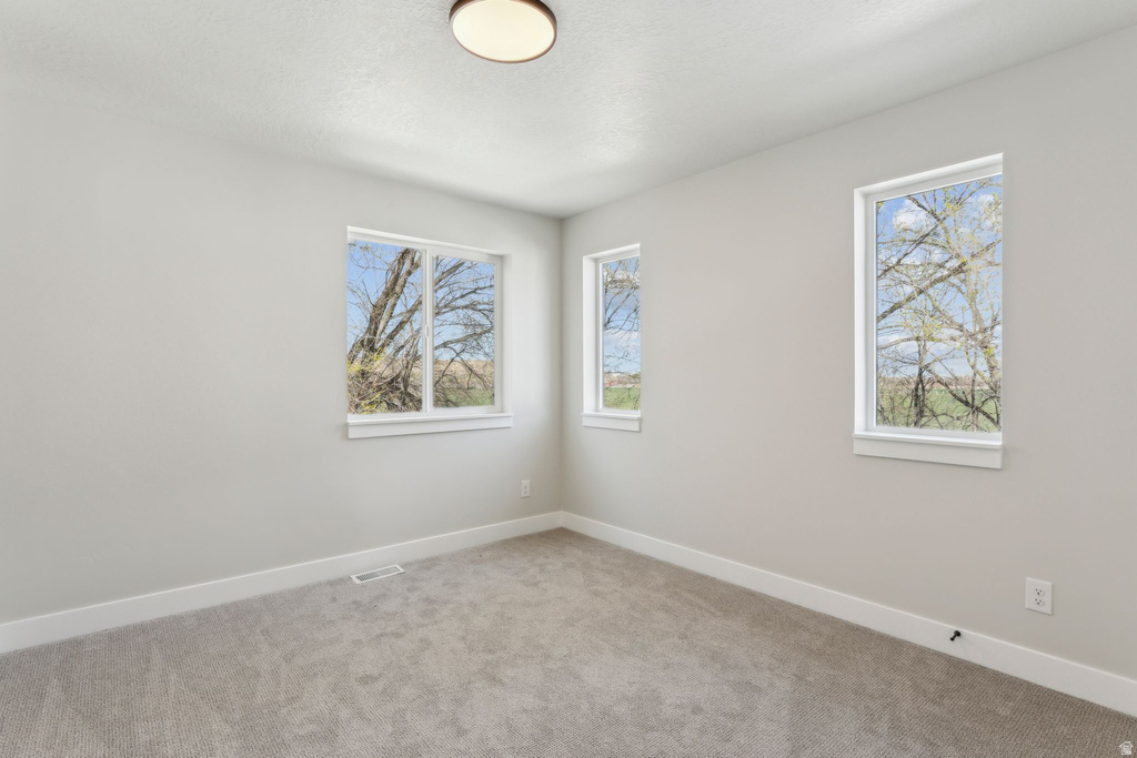 2634 S 8550 W Magna, UT 84044