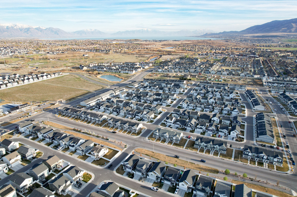 3835 W COLD POND AVE Lehi, UT 84043