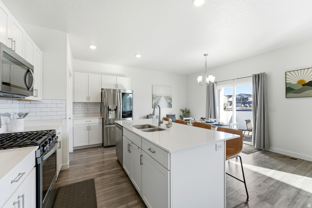 3835 W COLD POND AVE Lehi, UT 84043