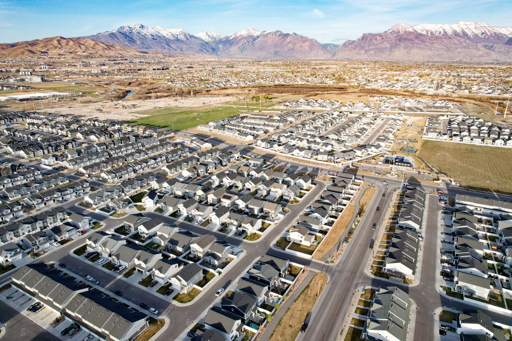 3835 W COLD POND AVE Lehi, UT 84043