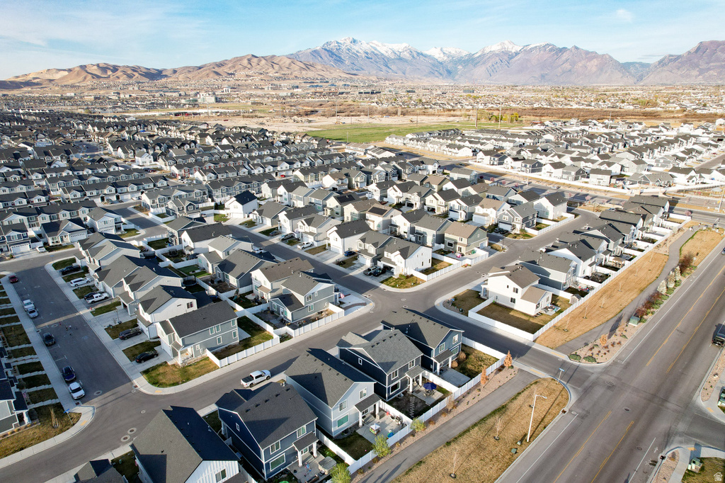 3835 W COLD POND AVE Lehi, UT 84043