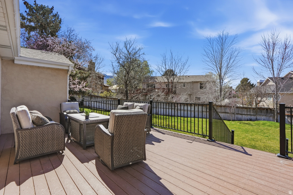 10346 S WOODGLEN CIR Sandy, UT 84092