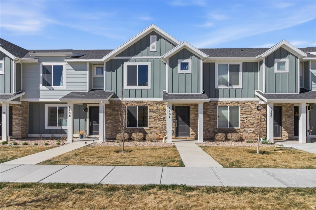 1194 W SUMMIT PKWY Santaquin, UT 84655