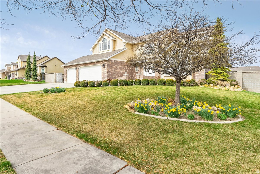 2486 W WINDING WAY South Jordan, UT 84095