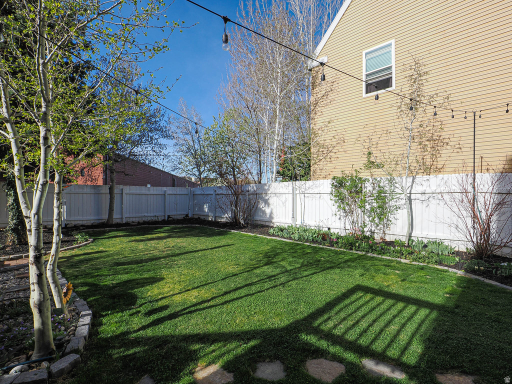 734 E GABLES ST Midvale, UT 84047