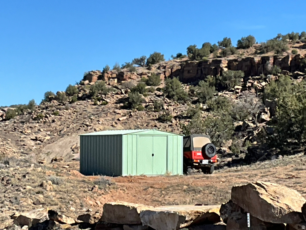 634 BLACK STEER RD Aneth, UT 84510