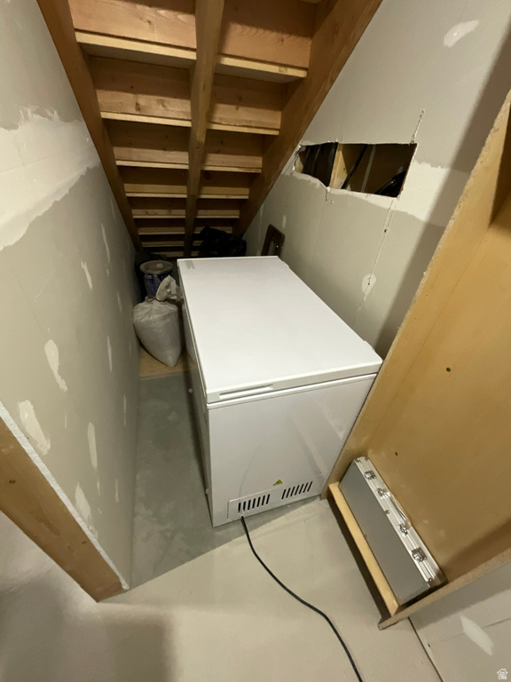 634 BLACK STEER RD Aneth, UT 84510