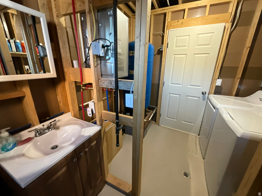 634 BLACK STEER RD Aneth, UT 84510