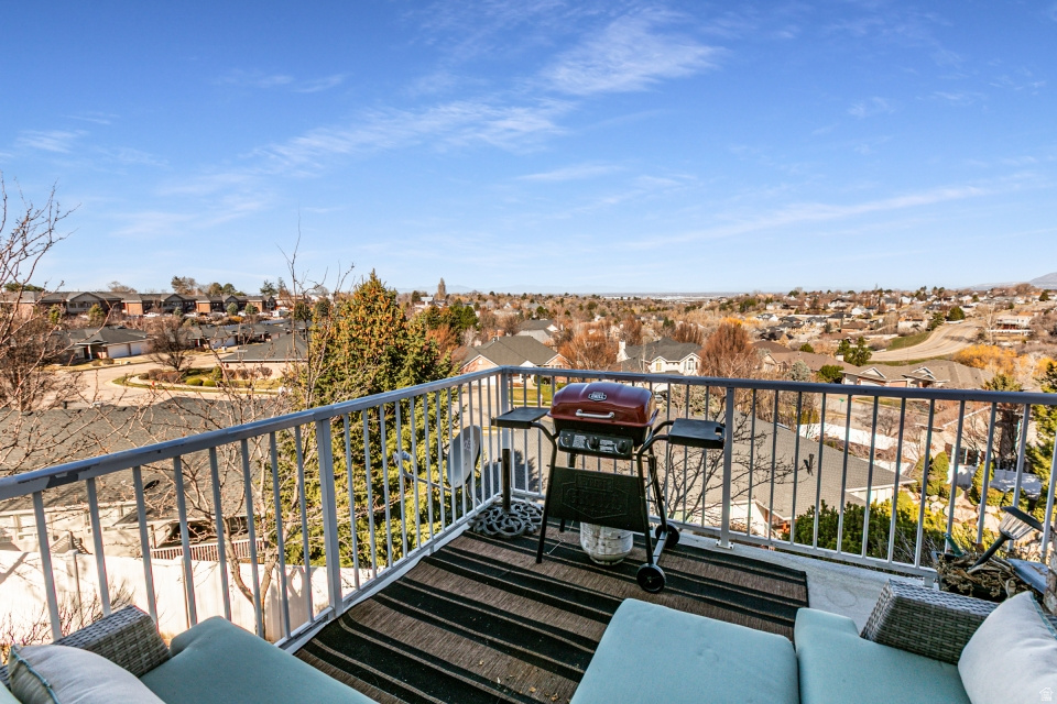 5263 DAYBREAK DR South Ogden, UT 84403