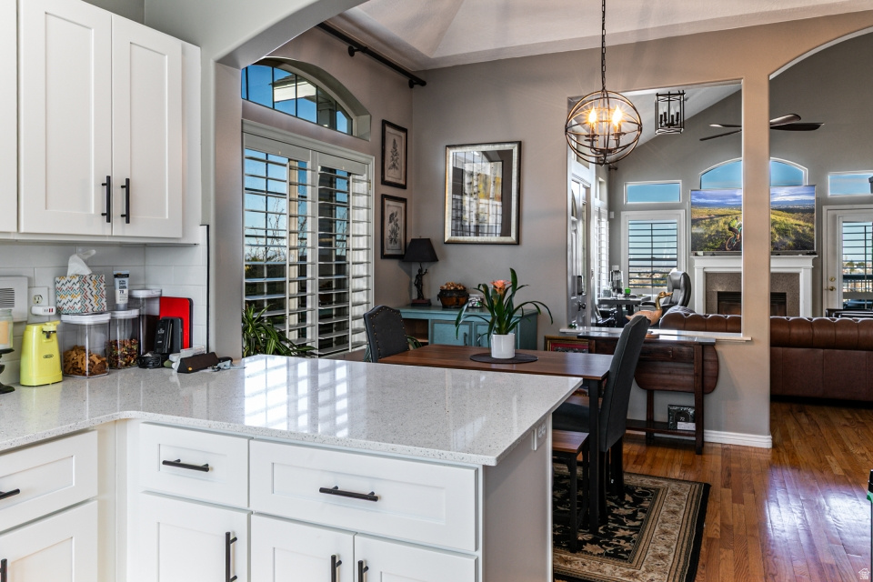 5263 DAYBREAK DR South Ogden, UT 84403