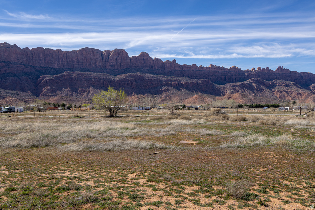 4655 S S SUNNY ACRES LN Moab, UT 84532