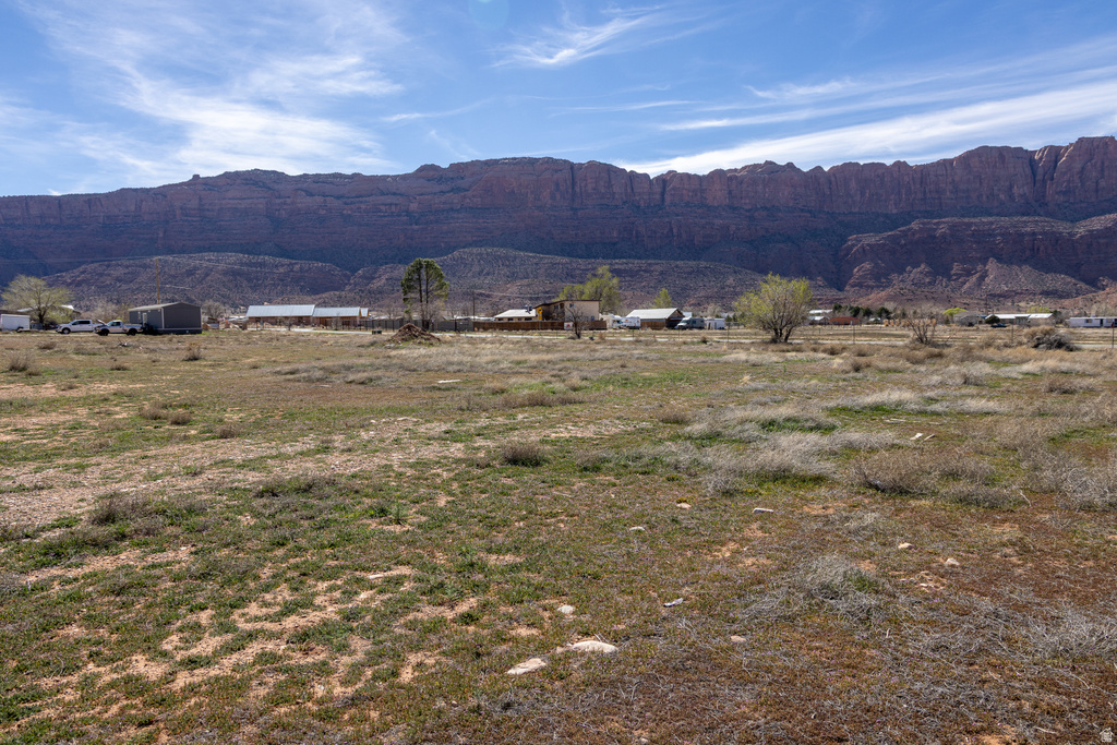 4655 S S SUNNY ACRES LN Moab, UT 84532