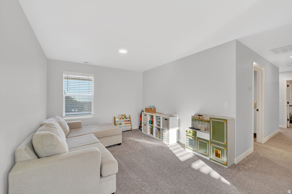 979 W SHORELINE DR Layton, UT 84041