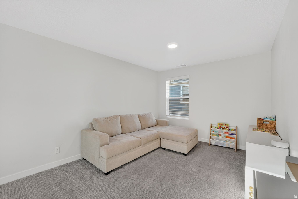 979 W SHORELINE DR Layton, UT 84041