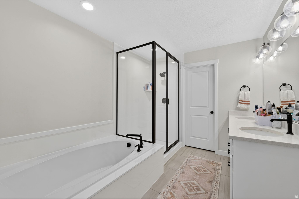 979 W SHORELINE DR Layton, UT 84041