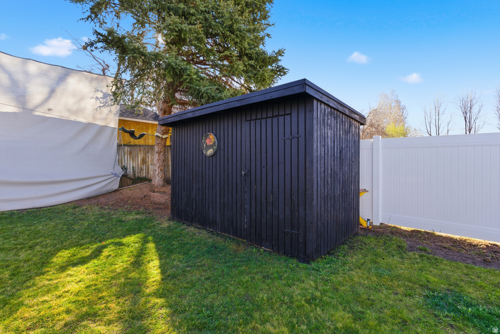 6245 S STEEPLE CHASE LN Murray, UT 84121