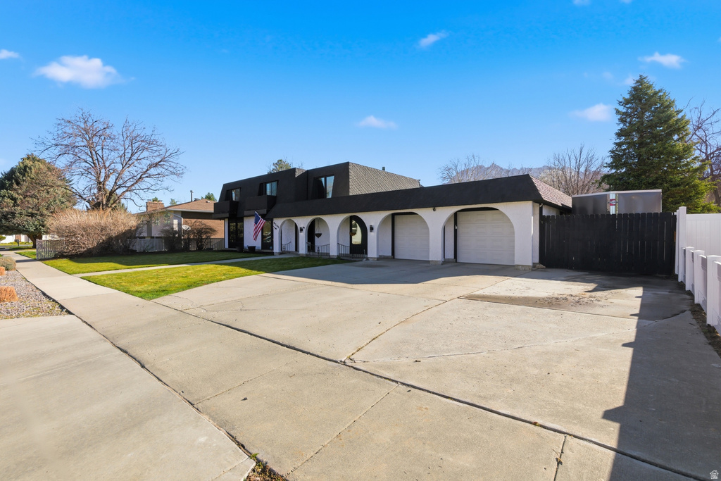 6245 S STEEPLE CHASE LN Murray, UT 84121