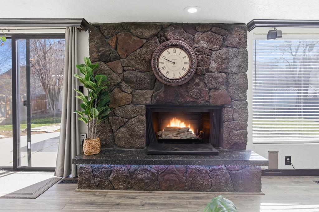 6245 S STEEPLE CHASE LN Murray, UT 84121