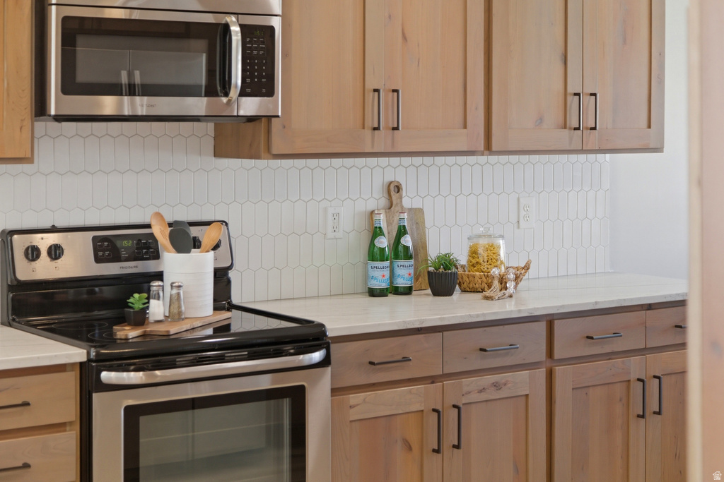 8287 S 6250 W West Jordan, UT 84081