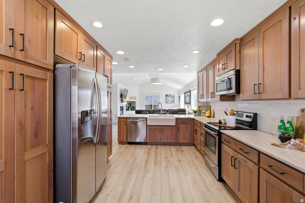 8287 S 6250 W West Jordan, UT 84081