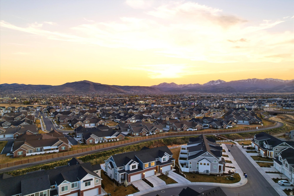 5433 W AUTUMN MOON LN #218 Herriman, UT 84096