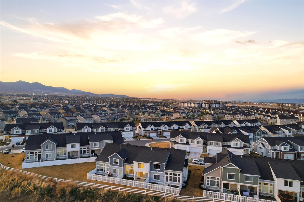 5433 W AUTUMN MOON LN #218 Herriman, UT 84096